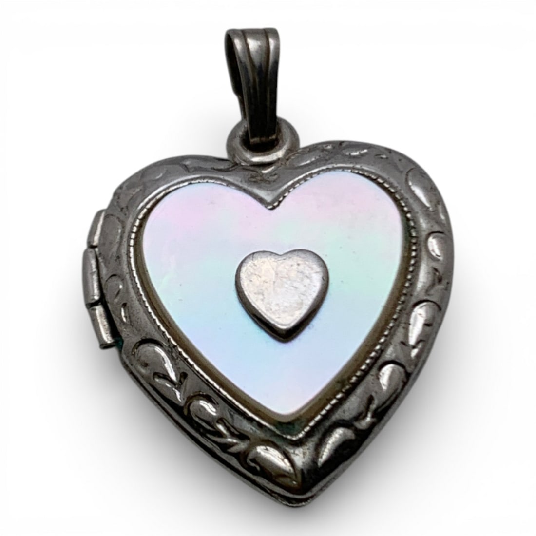 Sterling & Mother Of Pearl Heart Locket: Marked 925 - 1 1/8" Long - 3.7 Grams