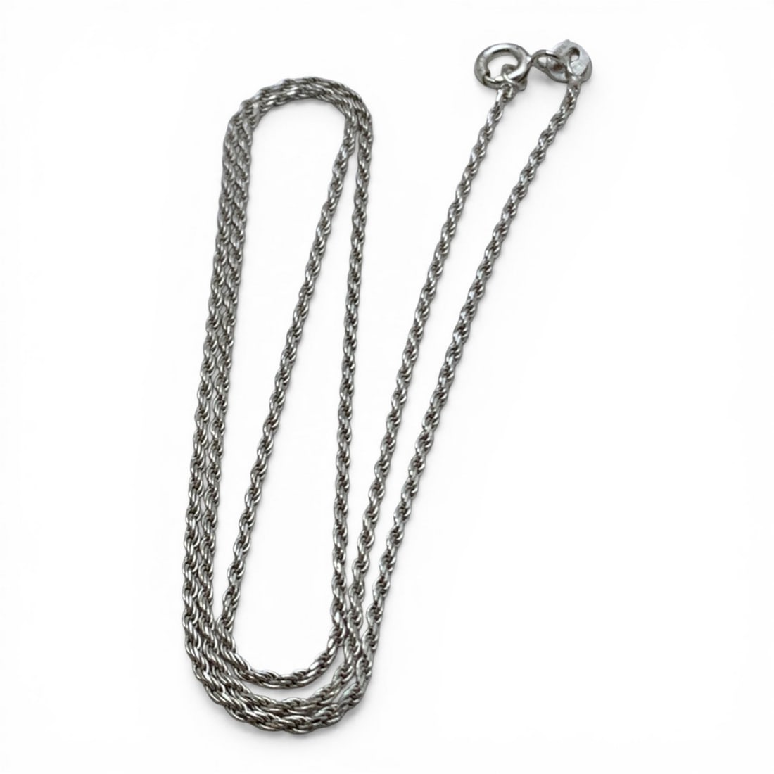 Sterling Silver Necklace: Marked 925 - 19 1/2" Long - 3.7 Grams