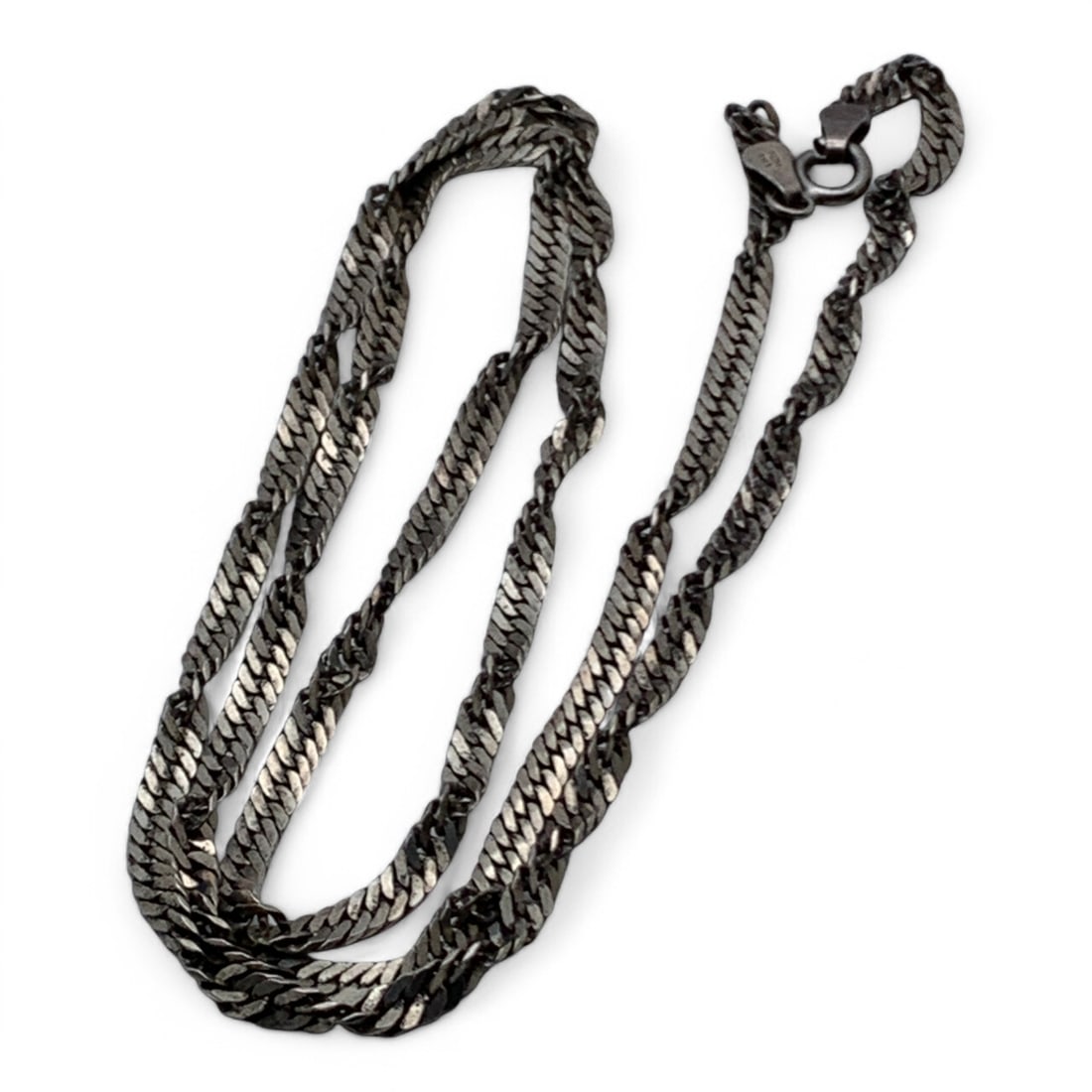 Sterling Silver Necklace: Marked 925 - 24" Long - 11.4 Grams