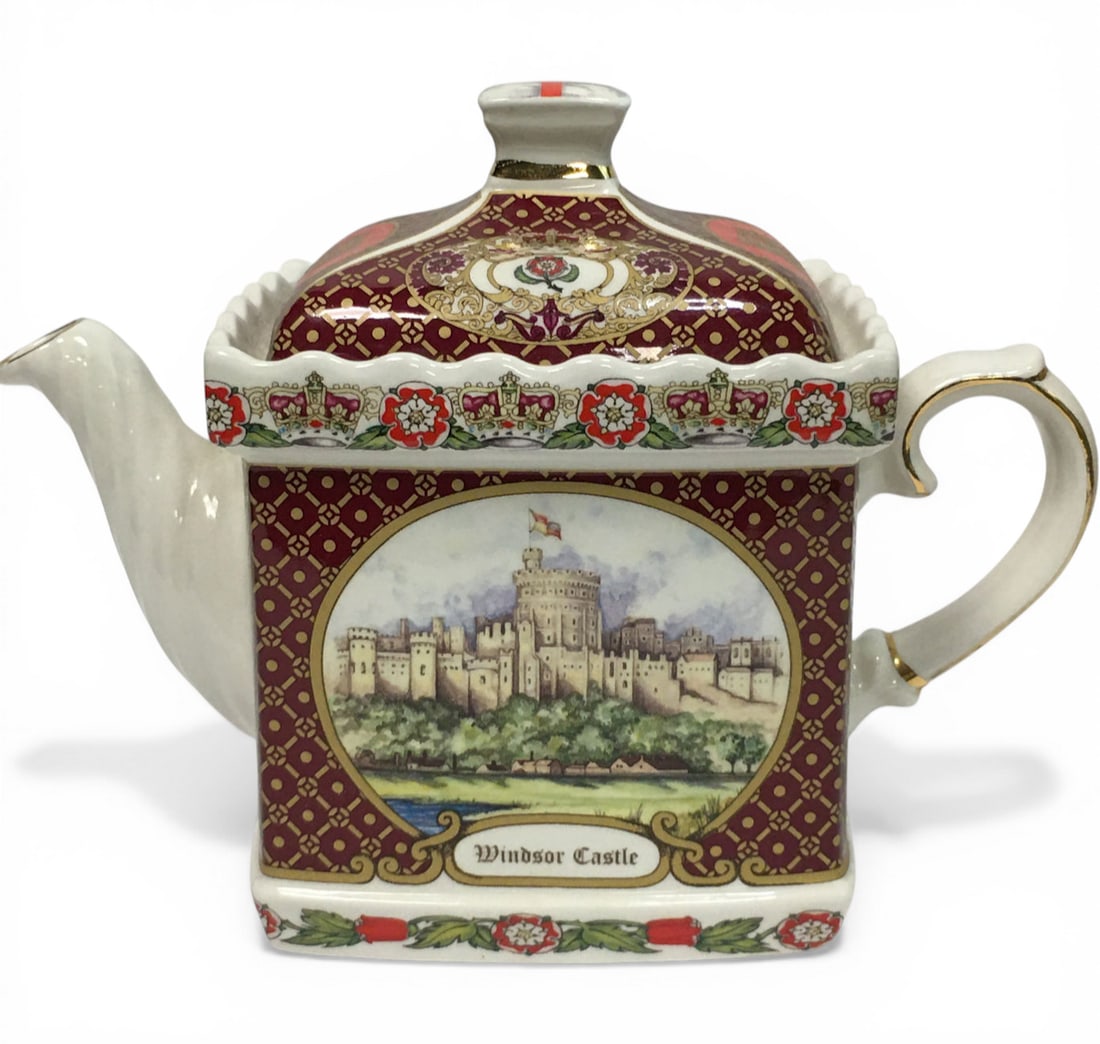 Sadler Castles Windsor England Tea Pot: 5.75" Tall. 8.5" Long.