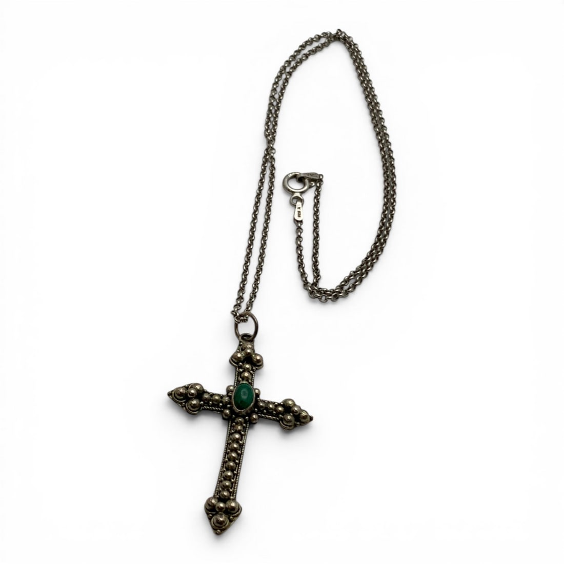 Sterling Silver Cross Pendant Necklace: Marked 925 - 18" Long - 6.4 Grams