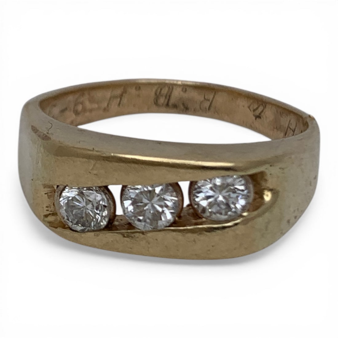 Vintage 14k Gold & Approx 0.60ctw Diamond Ring: Vintage Men's 14k Yellow Gold Ring Featuring Three Channel-set Diamonds Marked: 14k - Size 9.5 - 5.0 DwtGemstones Tested With Presidium Gem Tester Il - Berners Does Not Guarantee Authenticity Of Gemst