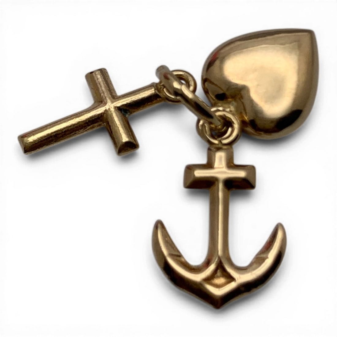 18k Yellow Gold Ring Of Charms: Marked 750 - 3/4" Long - 0.8 Dwt