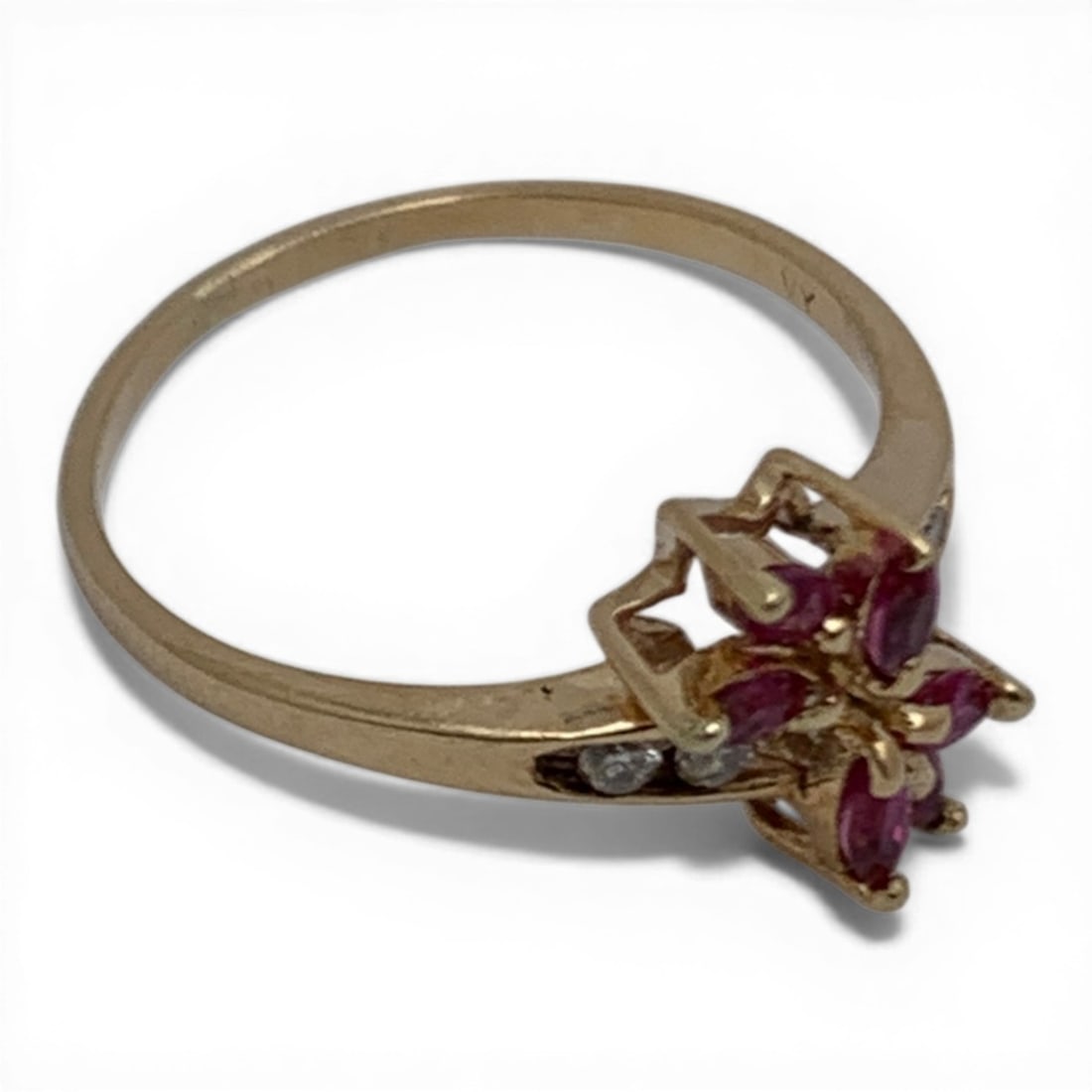 14k Yellow Gold Diamond & Ruby Ring - 4