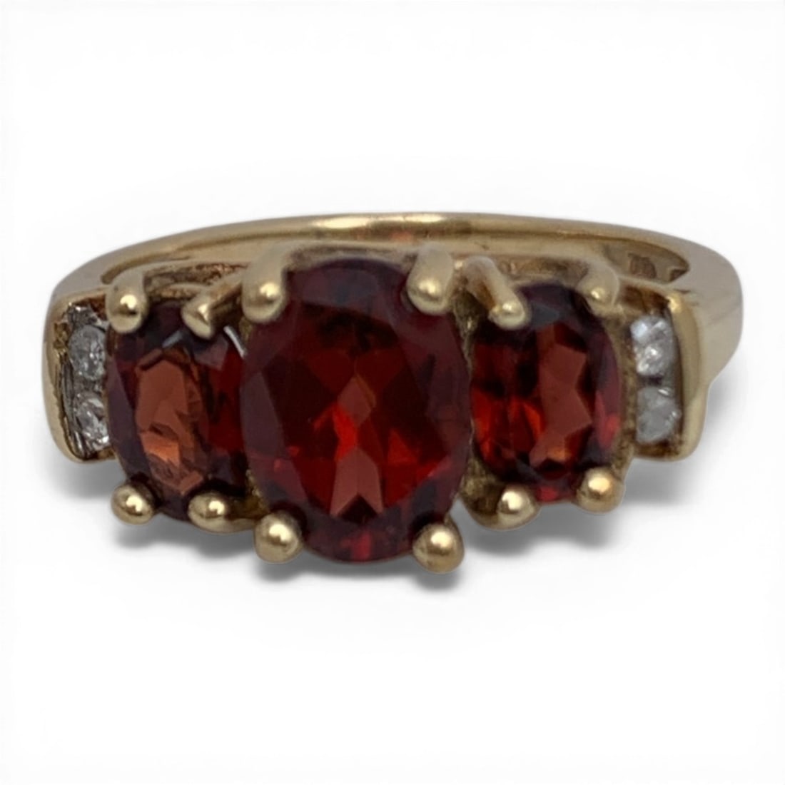 10k Yellow Gold Diamond & Garnet Ring (1 of 6)