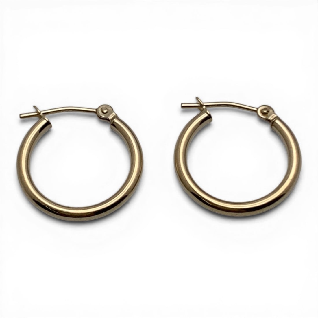 Pair Of 14k Yellow Gold Hoop Earrings: Marked 14k - 5/8" Long - 0.6 Dwt