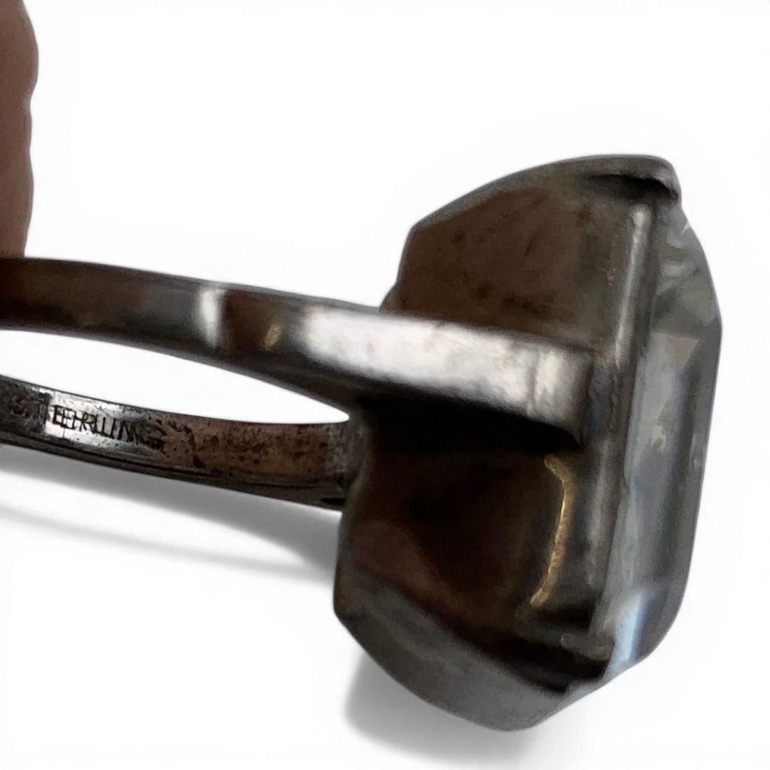 Sterling Silver & Clear Stone Ring - 7