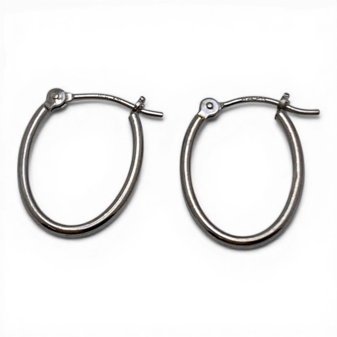 Pair Of 14k White Gold Earrings: Marked 14k - 5/8" Long - 0.3 Dwt