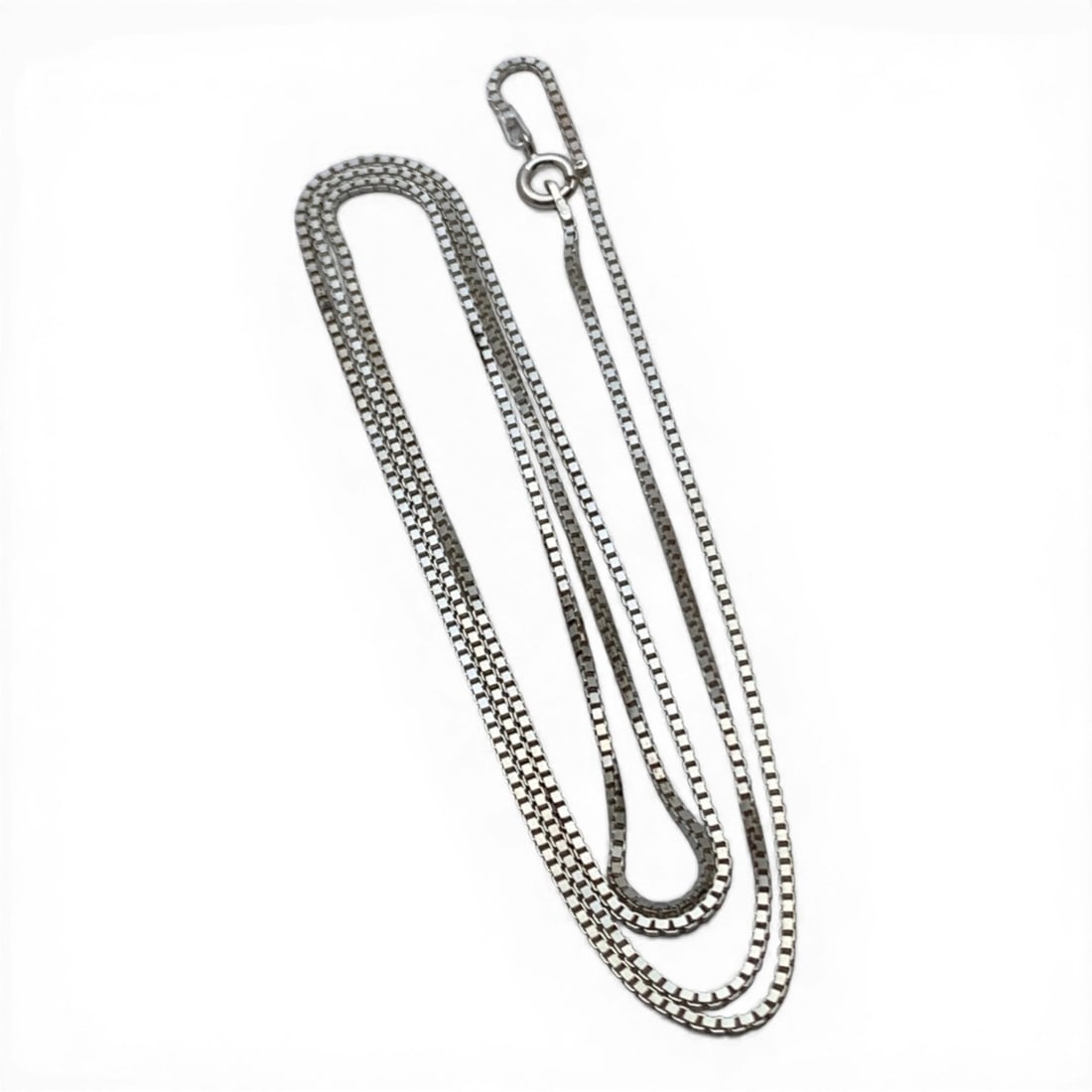 Sterling Silver Box Chain Necklace: Sterling Silver Italian Necklace With A Box Chain Design Marked 925 Italy - 29 3/4" Long - 6.1 Grams