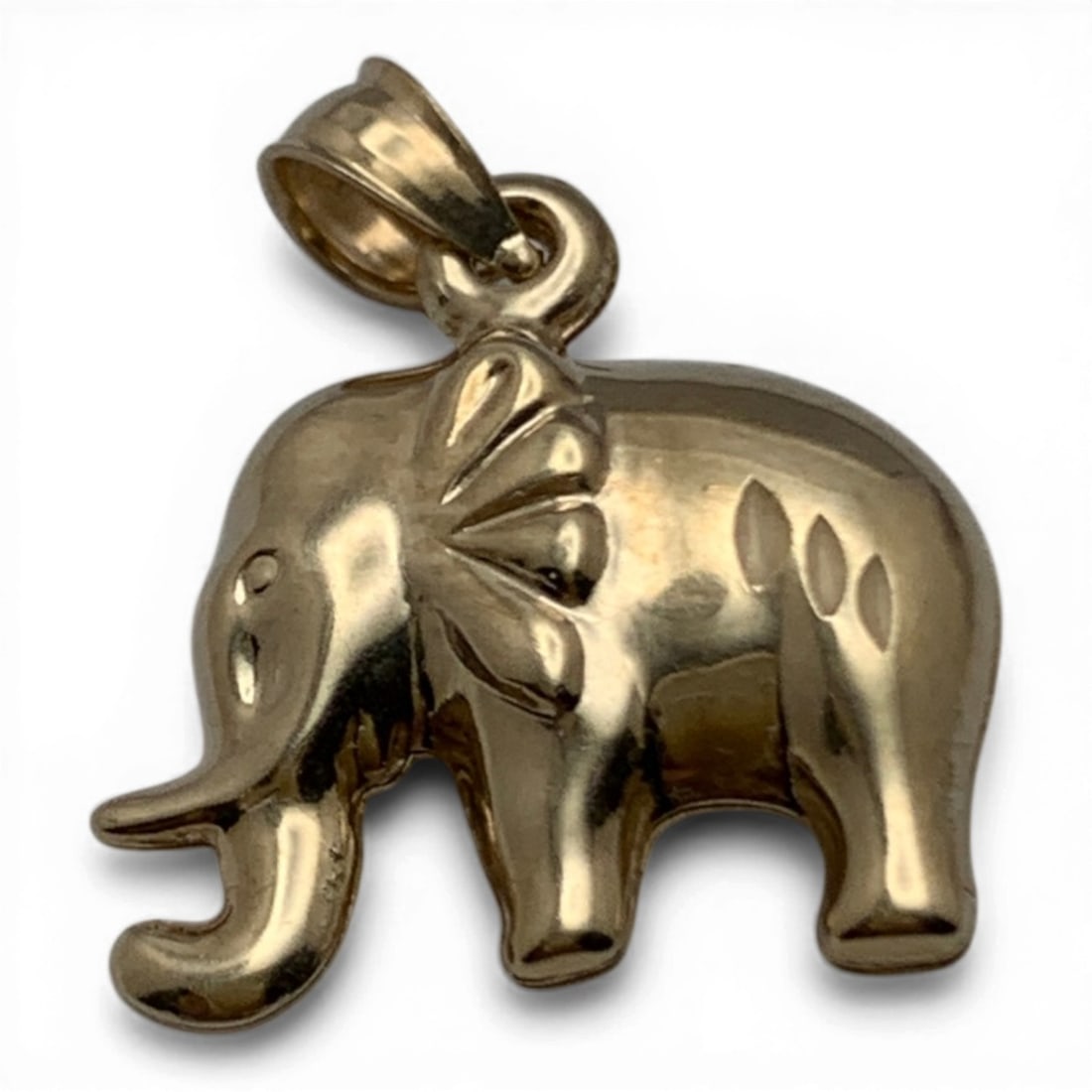 14k Yellow Gold Elephant Pendant: Marked 14k - 3/4" Long - 0.7 Dwt