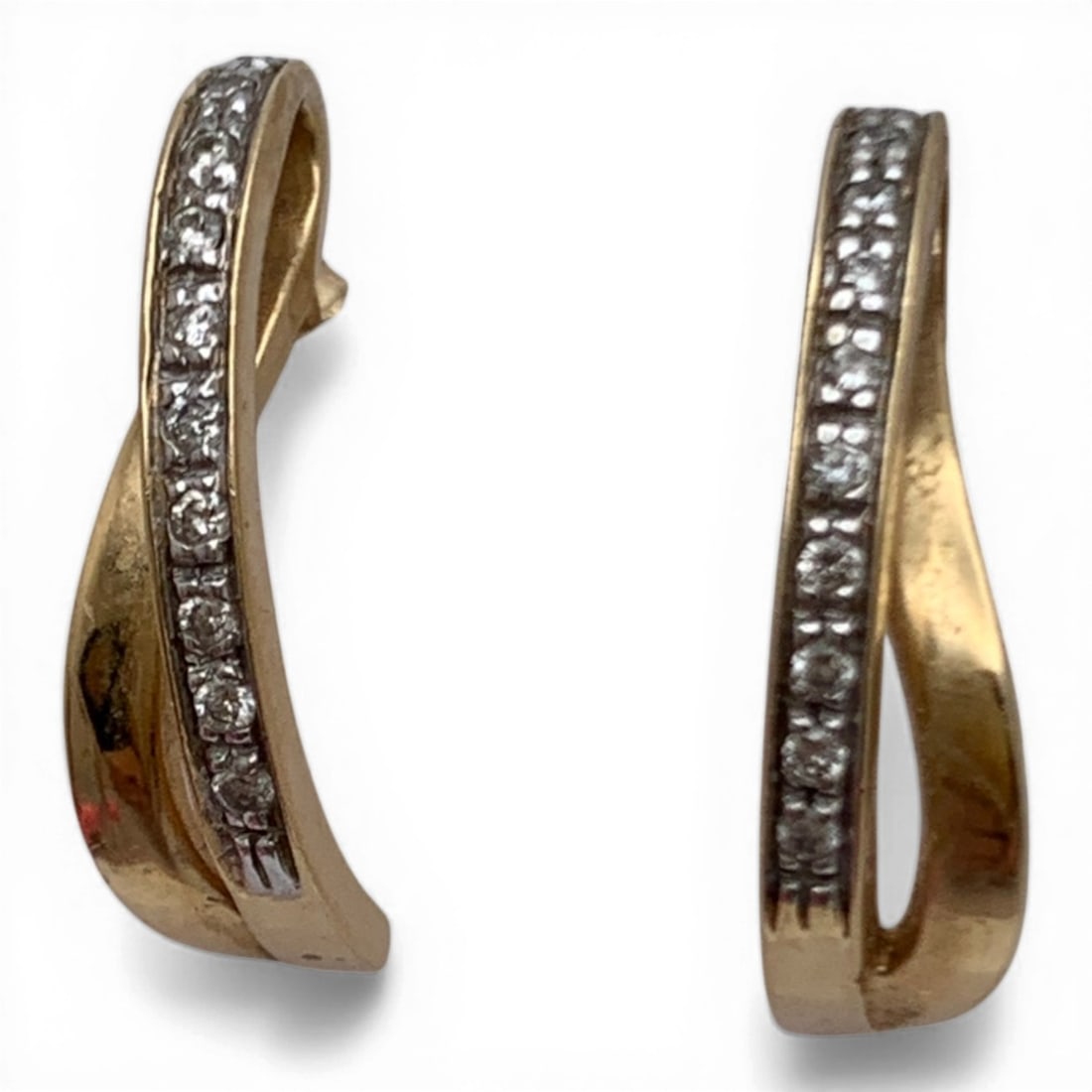 Pair Of 14k Yellow Gold & Diamond Earrings: Pair Of 14k Yellow Gold Earrings Featuring 10 Round Cut Diamonds On Each Earring Marked 14k - 1/2" Long - 1.9 DwtGemstones Tested With Presidium Gem Tester Il - Berners Does Not Guarantee