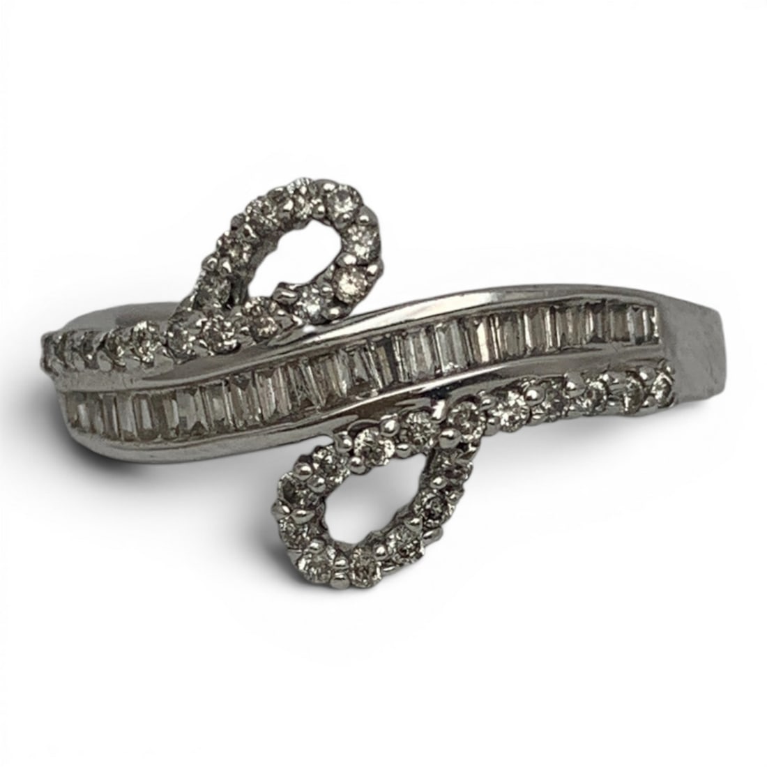 Vintage 14k White Gold & Diamond Stylized Ring (1 of 7)