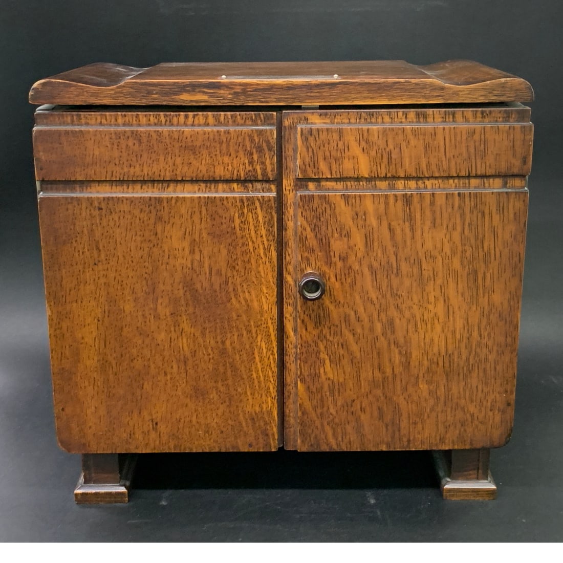 Vintage 1938 Newton Cricket Club Pipe Cabinet: Vintage 1938 Newton Cricket Club Pipe Cabinet Presented To Its Founder Alfred Rushton For 25 Years As A Player And OfficialTag On Top Of Cabinet Is Sterling Silver Engraved: Presnted By Past And