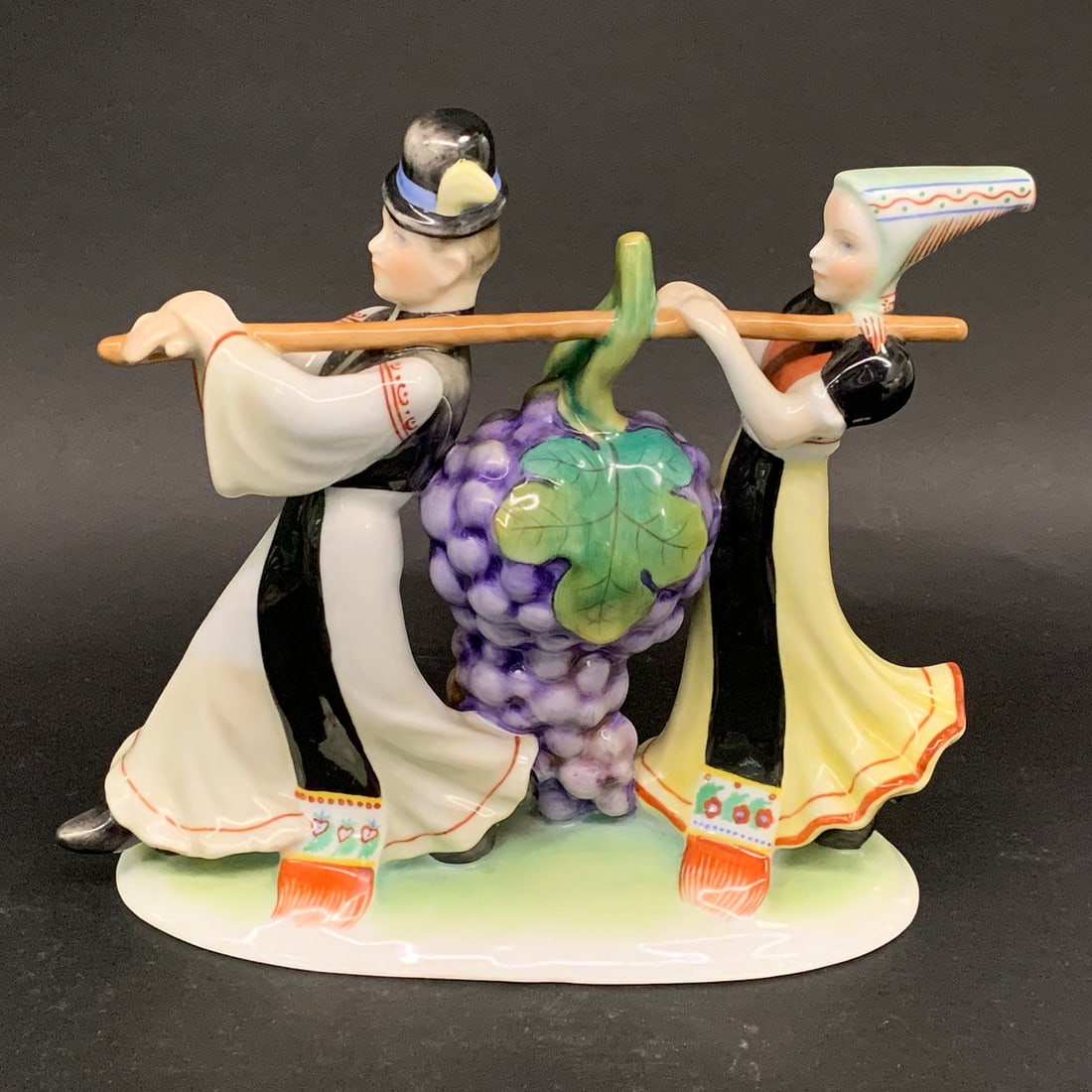 Herend Porcelain Figurine, Harvesting Grape (1 of 10)