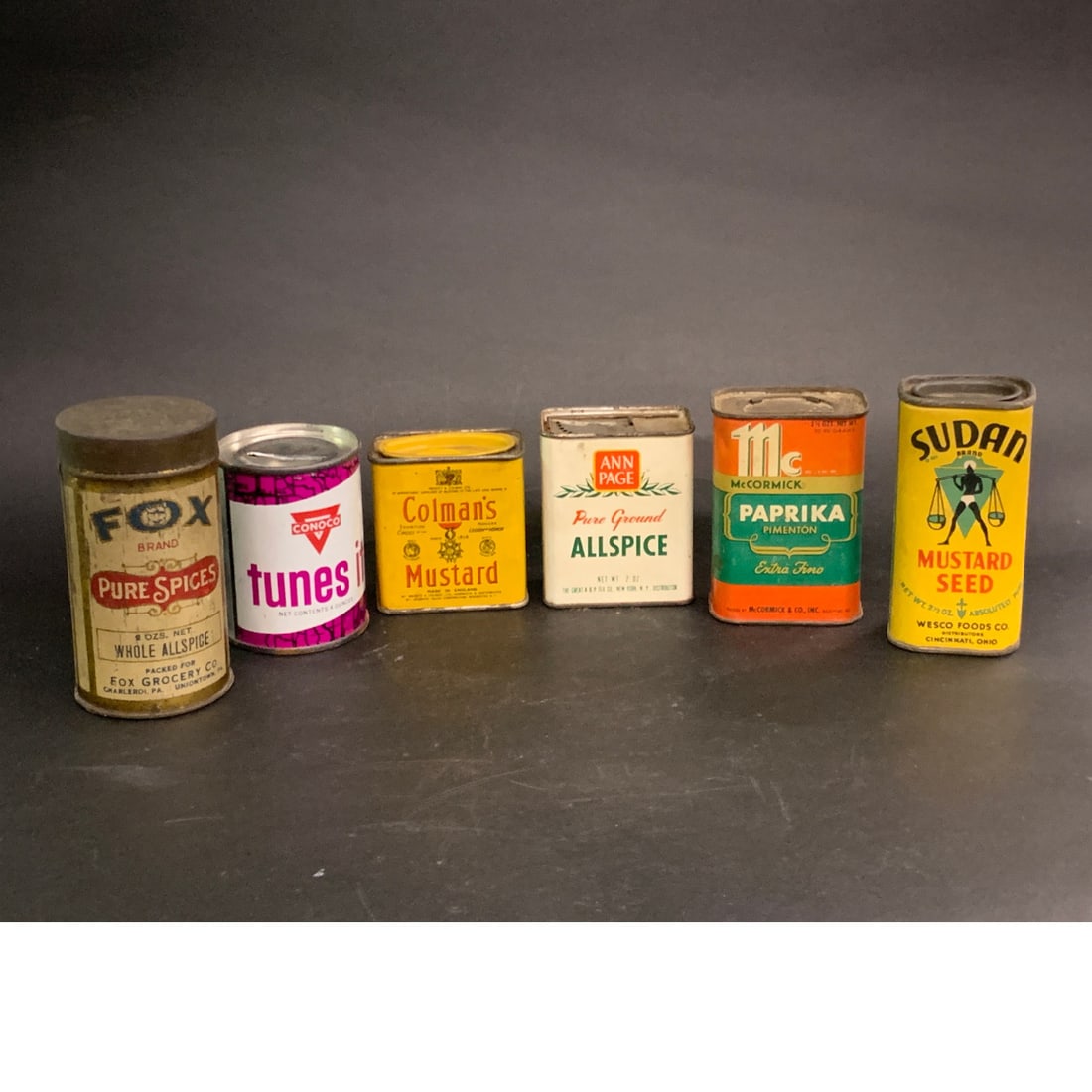 Collection Of Vintage Advertisement Items (1 of 3)