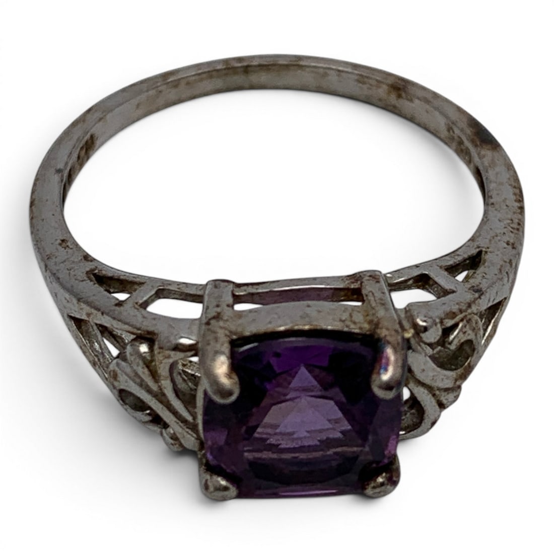 Sterling Silver & Purple Stone Ring - 6