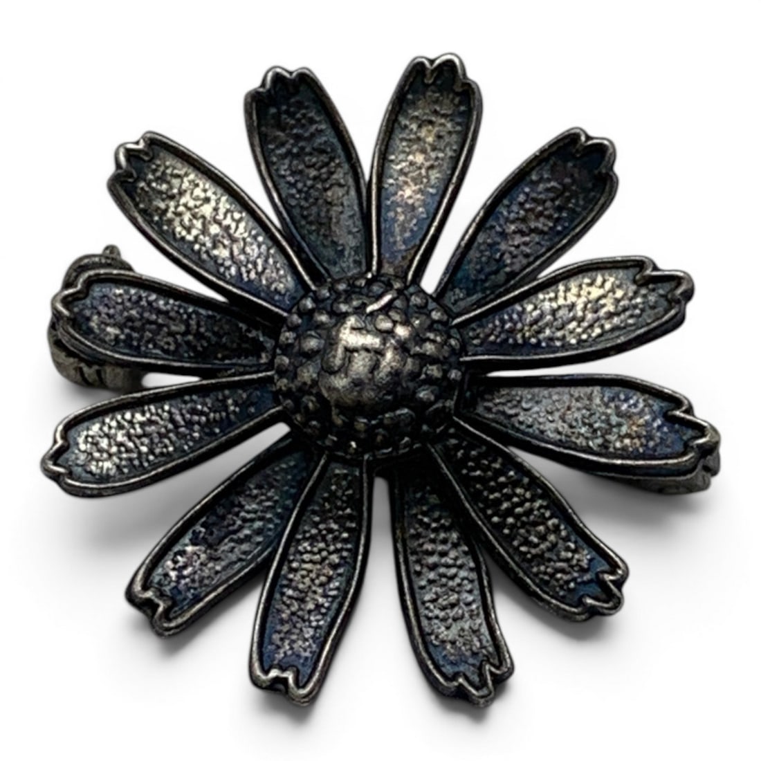 Beau Sterling Silver Floral Pin: Vintage Beau Sterling Silver Pin Featuring A Flower Design Marked: Beau Sterling - 3/4" Long - 2.1 Grams