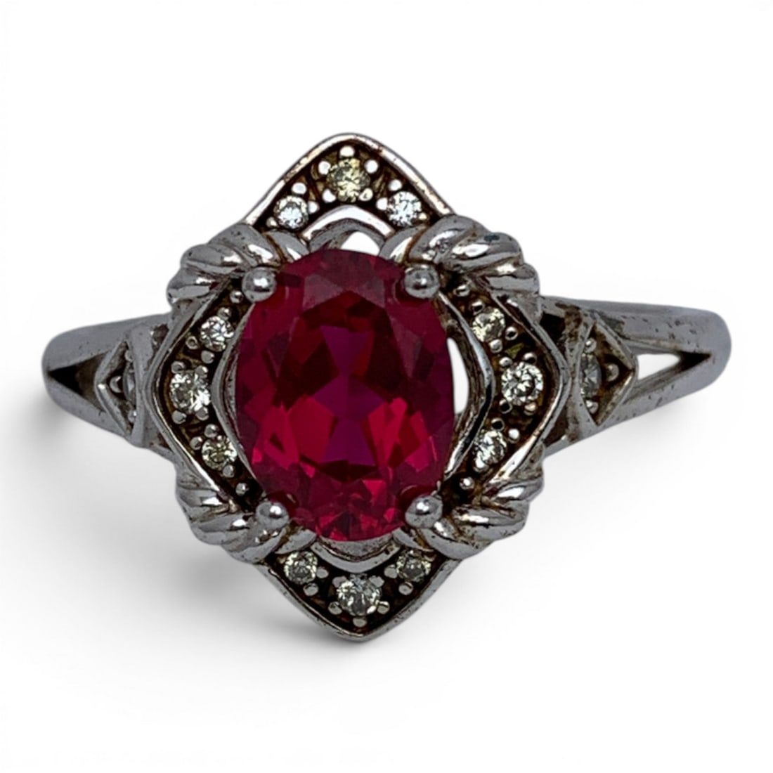 Sterling Silver Ring With Pink & Clear Stones: Sterling Silver Ring Featuring A Pink Center Set Pink Stone & Clear Stones Marked: 925 - Size 8 - 3.6 Grams