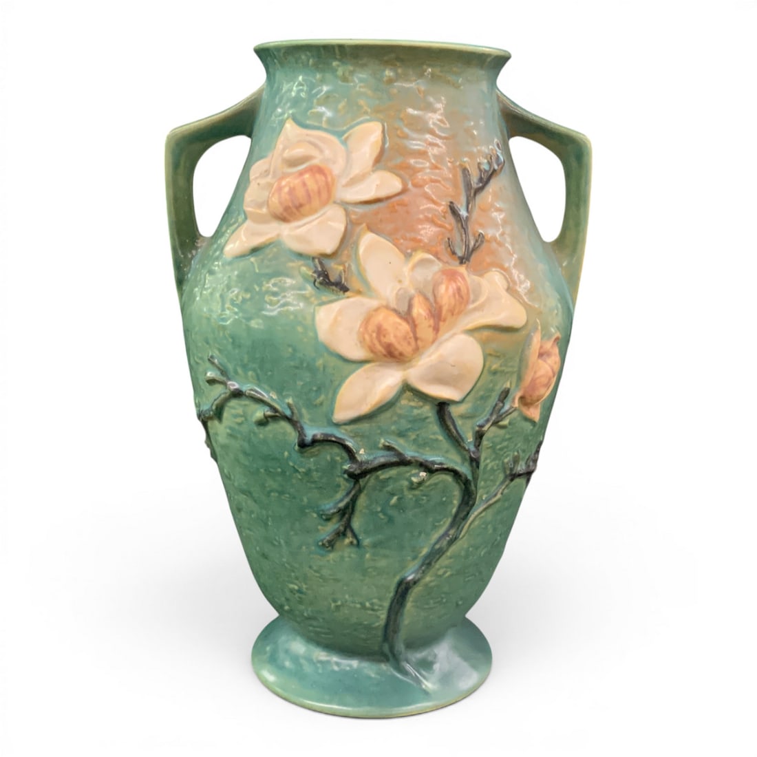 Vintage Roseville Pottery Magnolia Handled Vase (1 of 13)