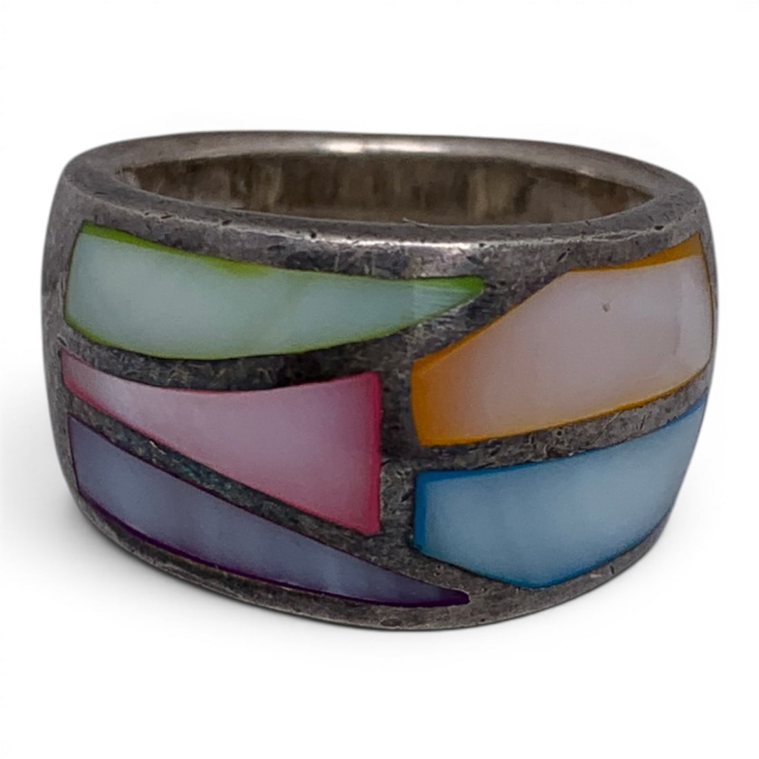 Sterling Silver & Inlaid Mother Of Pearl Ring: Sterling Silver Ring Featuring Inalid Colored Mother Of Pearl StonesMarked: 925 - Size 6.5 - 8.5 Grams