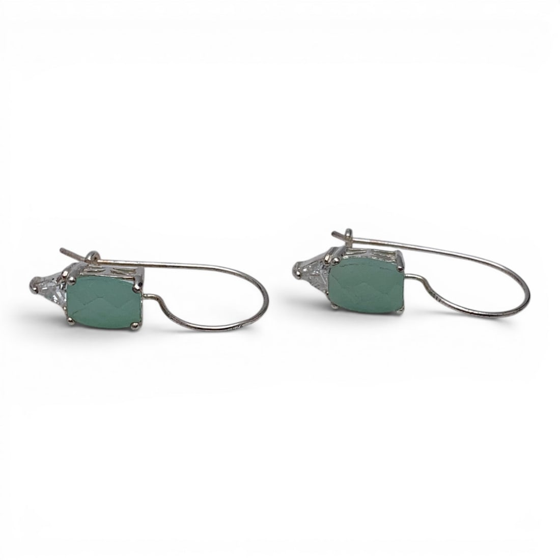 Pair Of Sterling Silver Earrings With Stones: Pair Of Sterling Silver Earrings Featuring A Green & Clear Stone Marked: 925 - 1" Long - 2.7 Grams