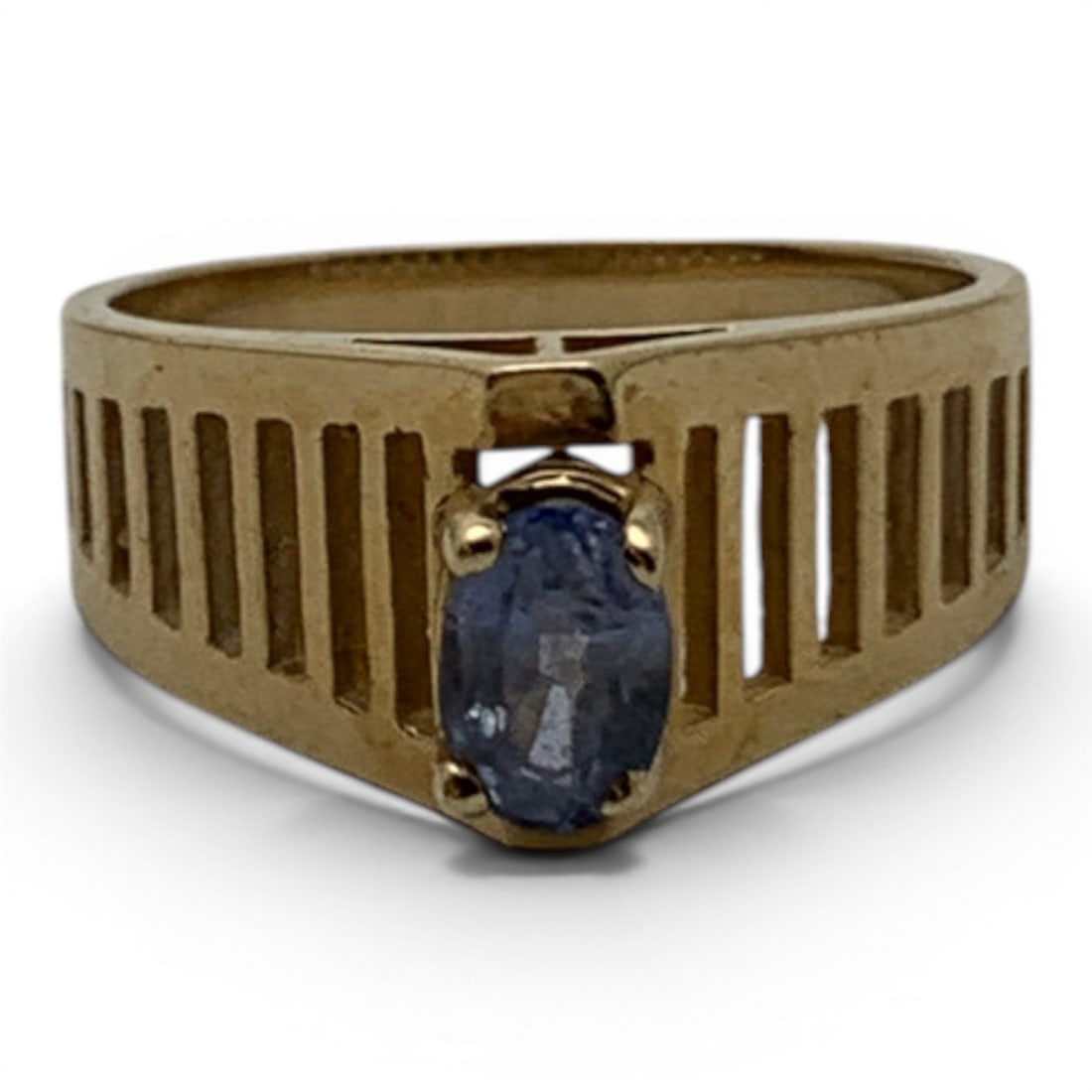 14k Yellow Gold & Purple Sapphire Ring: 14k Gold Yellow Ring With An Open Work Ladder Design Featuring 1 Oval Cut Purple Sapphire Set In The Center Marked 14k - Size 6 - 2.5 DwtGemstones Tested With Presidium Gem Tester Il - Berners Does No
