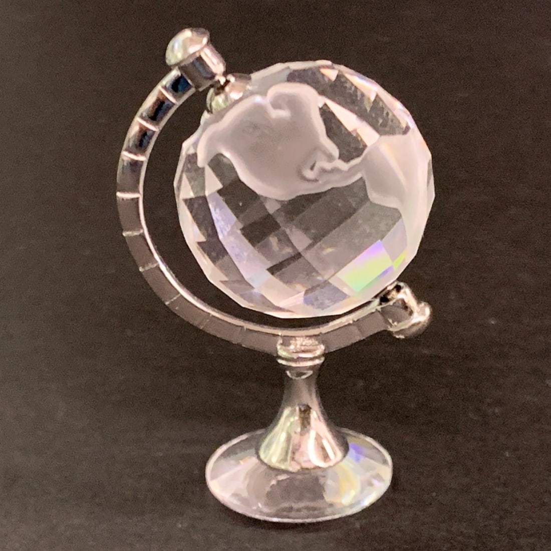 Swarovski Crystal Globe Figurine (1 of 7)