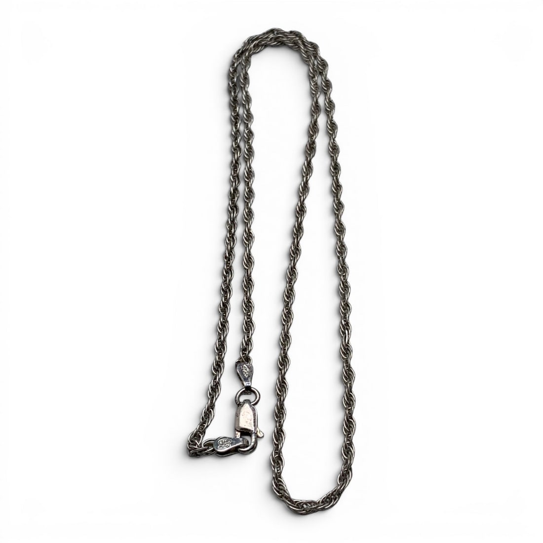Sterling Silver Italian Necklace: Sterling Silver Italian Necklace In A Rope Style Marked: 925 - 18" Long - 5.7 Grams
