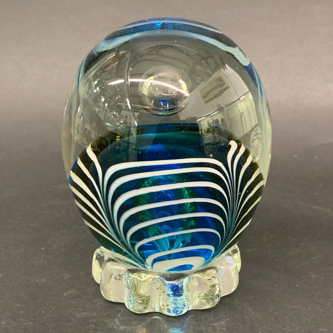 Manner Of Murano Art Glass Paperweight: Manner Of Murano Art Glass Paperweight4 1/4" Tall