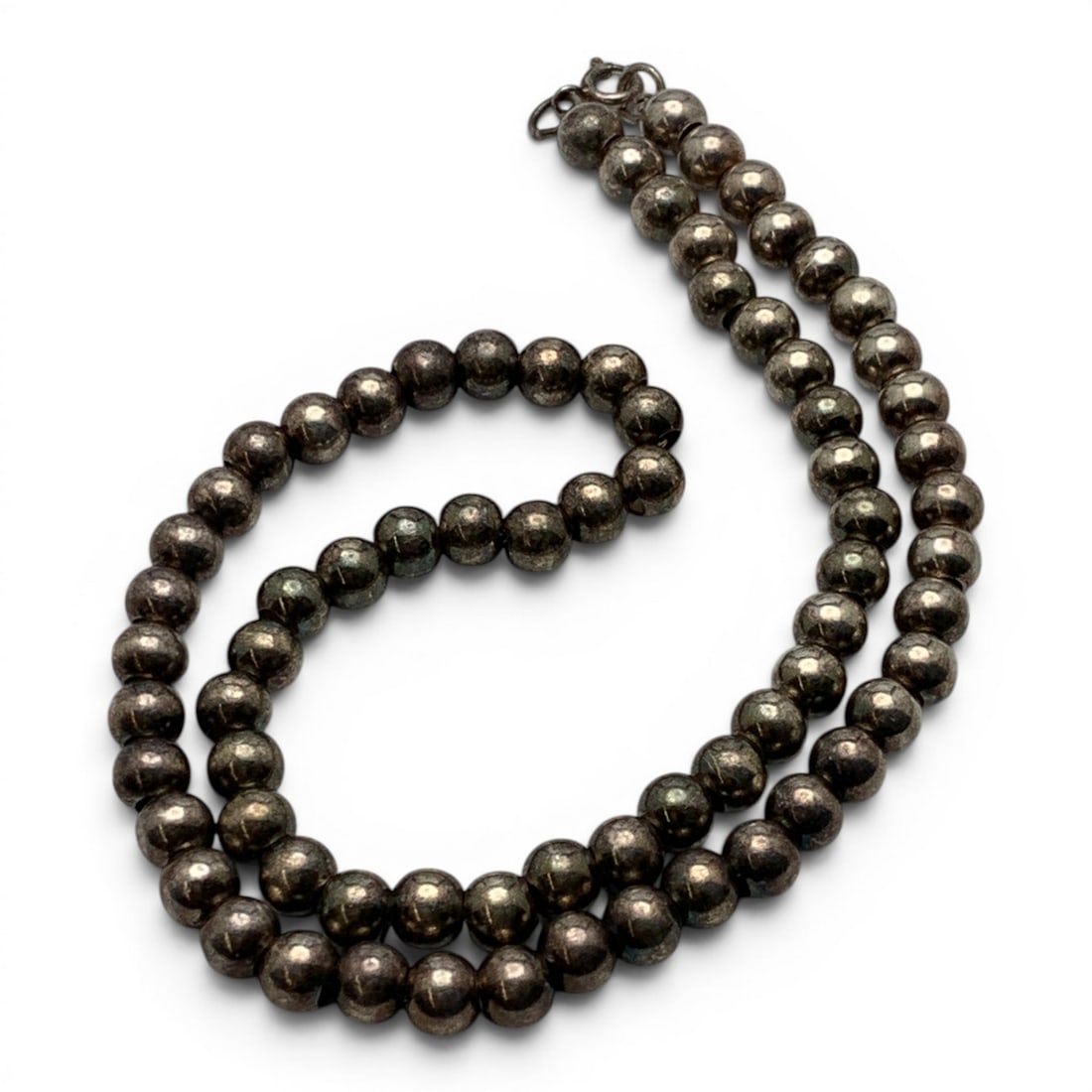 Vintage Sterling Silver Beaded Necklace: Vintage Sterling Silver Necklace Featuring A Beaded DesignMarked: 925 - 16 1/8" Long - 27.8 Grams