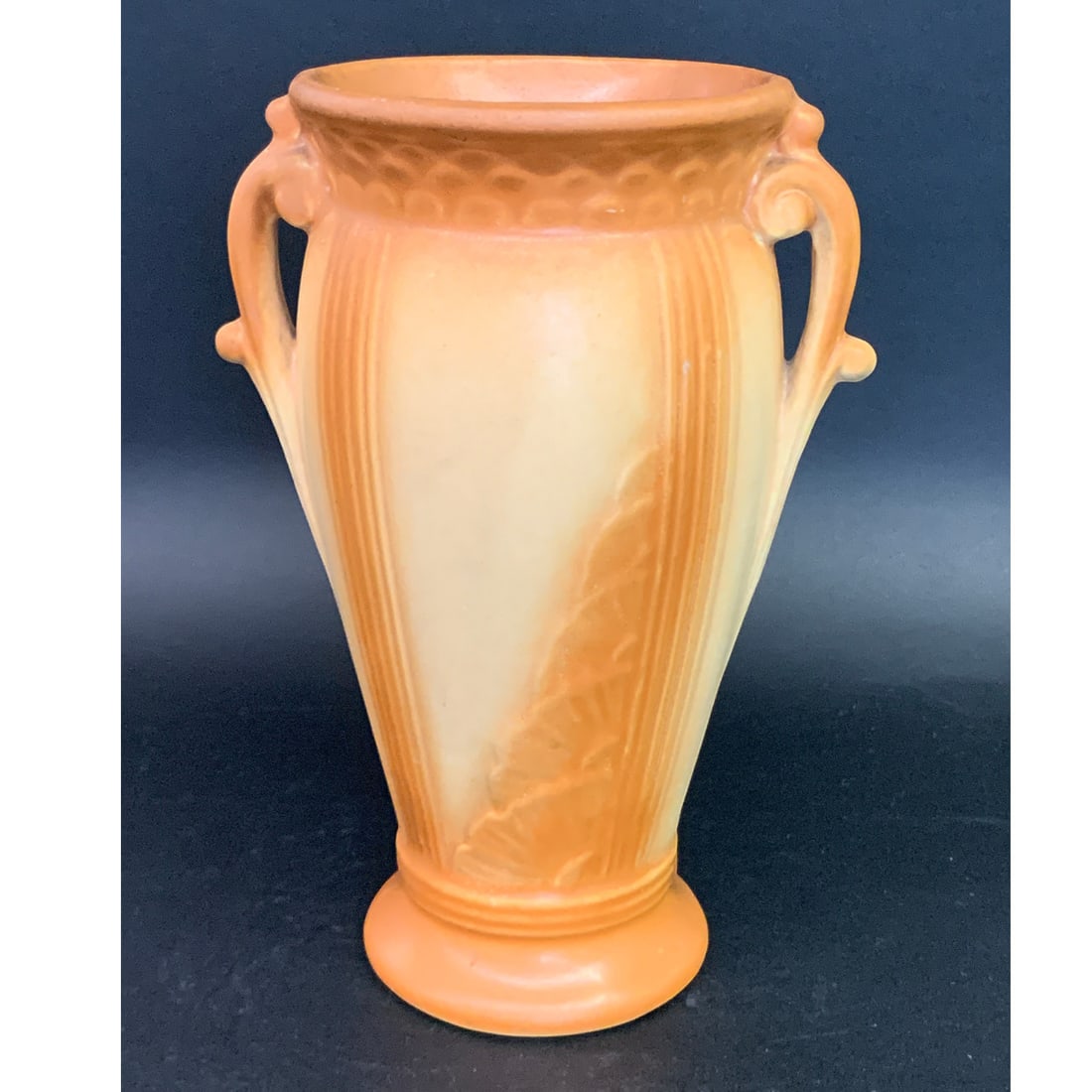 Vintage Robinson Ransbottom Tionesta Vase (1 of 10)