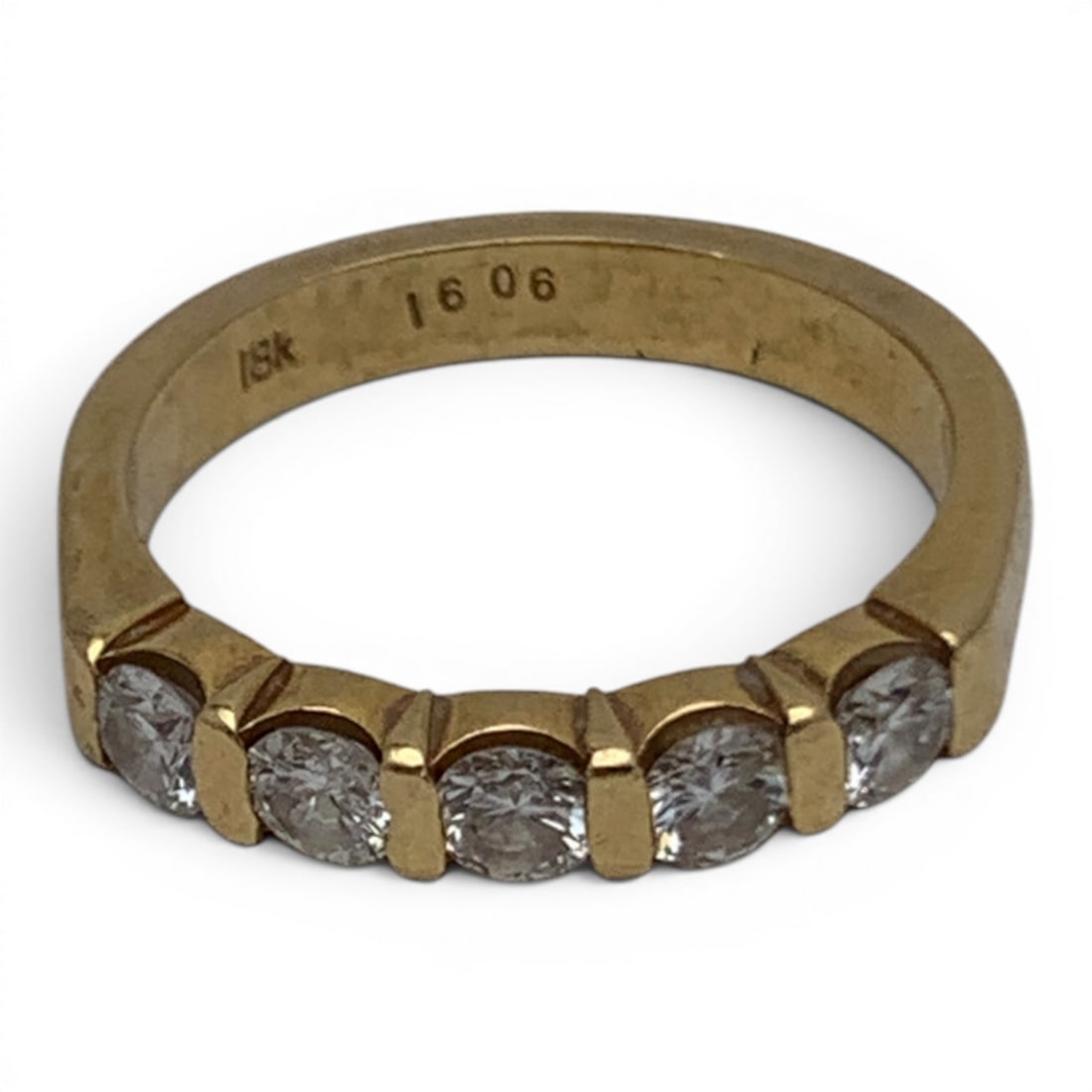 Vintage 18k Yellow Gold & Diamond Ring: Vintage 18k Yellow Gold Ring Featuring 5 Round Cut Earth Mined Diamonds Approx. 0.10ct Each.Marked: 18k - Size 5 - 2.4 DwtGemstones Tested With Presidium Gem Tester Il - Berners Does Not Guarantee Aut