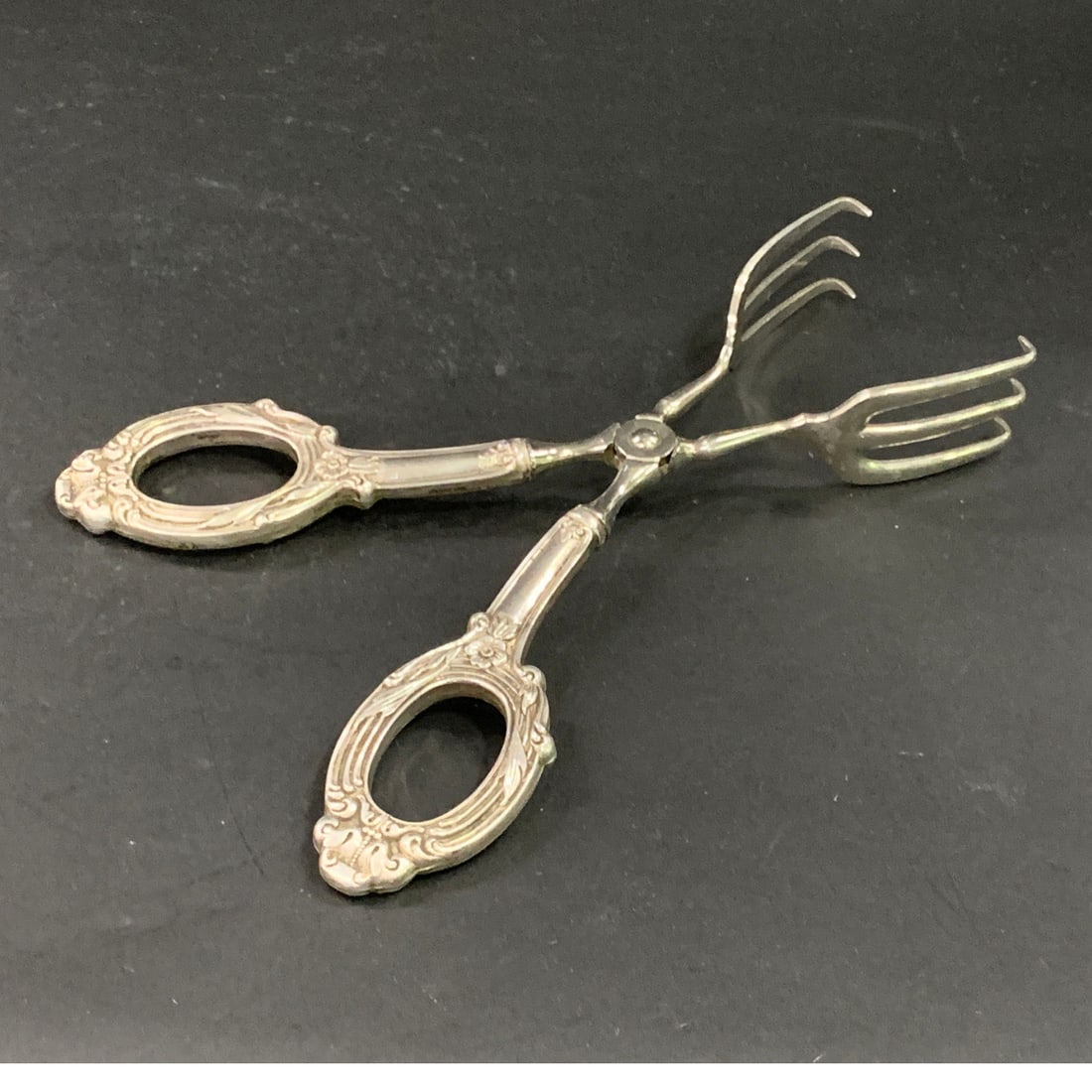Pair Of Germany Sterling & Stainless Serving Tongs (1 of 7)