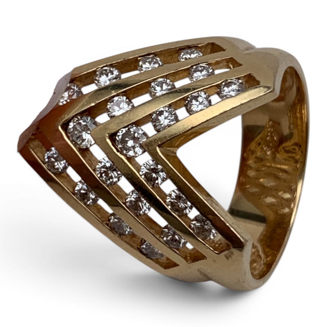 14k Yellow Gold & Diamond Ring - 10