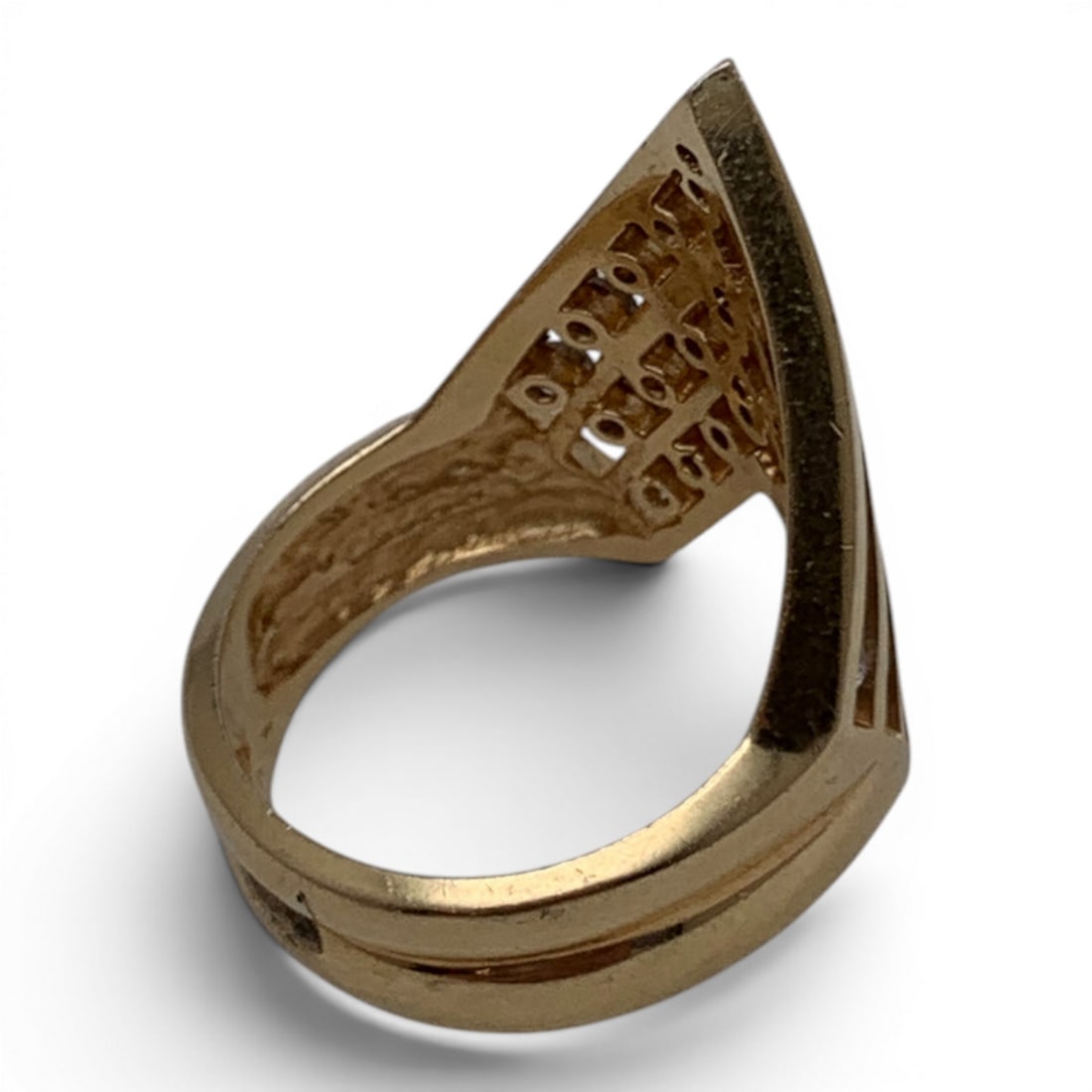 14k Yellow Gold & Diamond Ring - 7