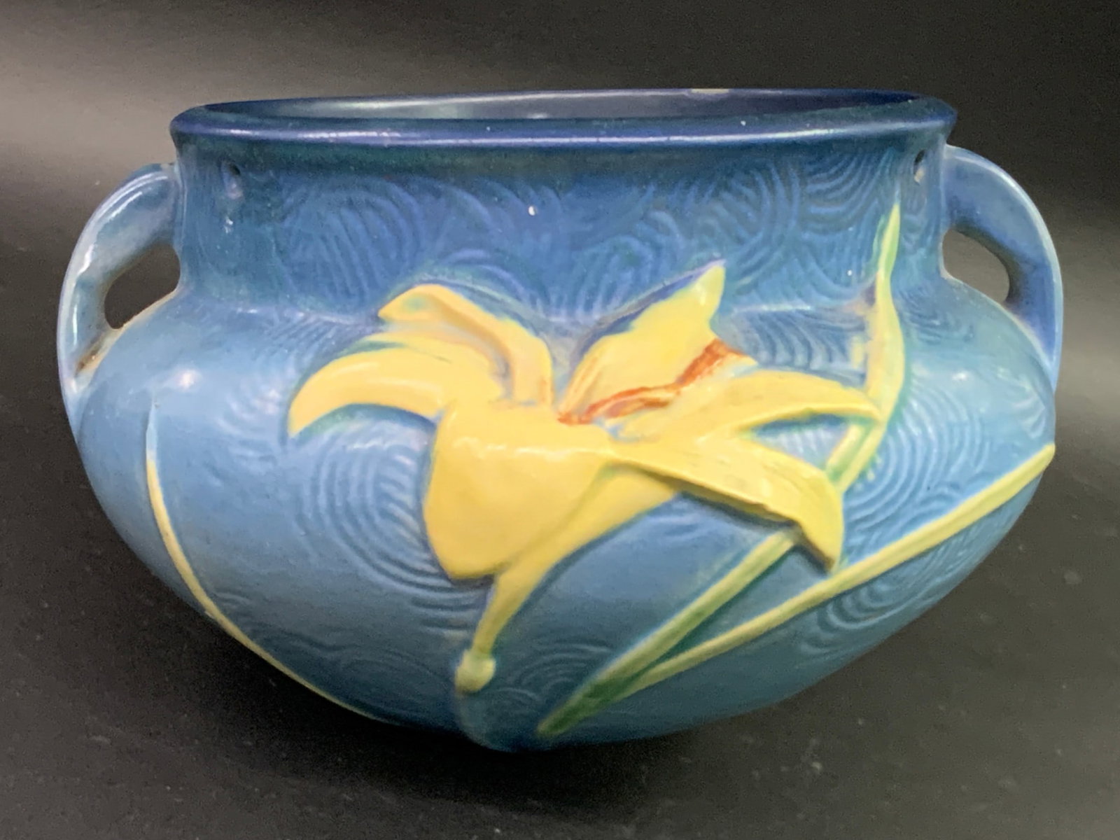Vintage Roseville Zephyr Lily Hanging Vase (1 of 10)