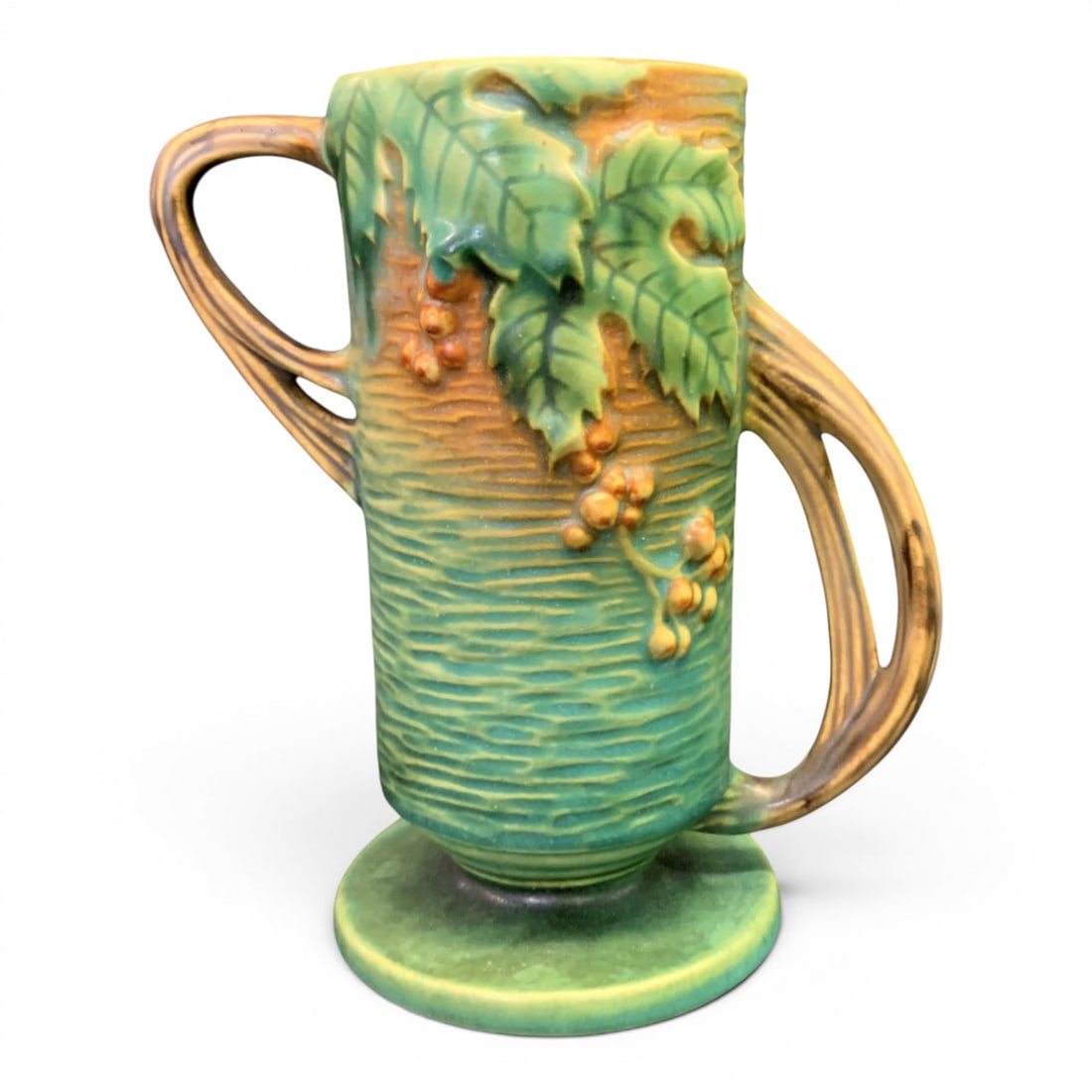 Vintage Roseville Bushberry Vase (1 of 6)