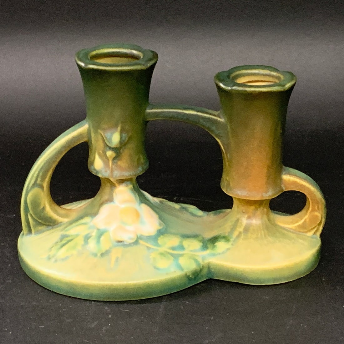 Roseville White Rose Double Candlestick Holder (1 of 10)