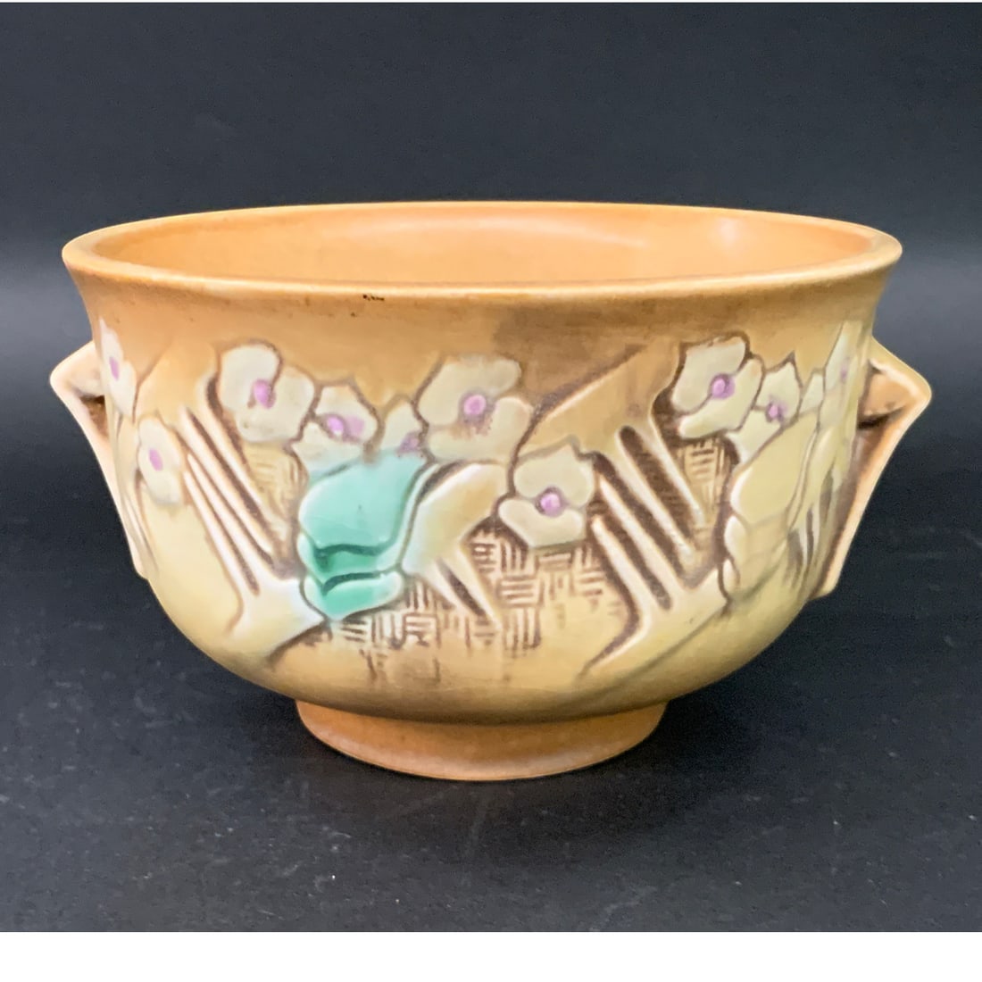 Vintage Roseville Pottery Jardiniere Bowl: Vintage Roseville Pottery Jardiniere Bowl In A Tan Floral PatternMarked On Bottom: Roseville, 281-56" Diameter