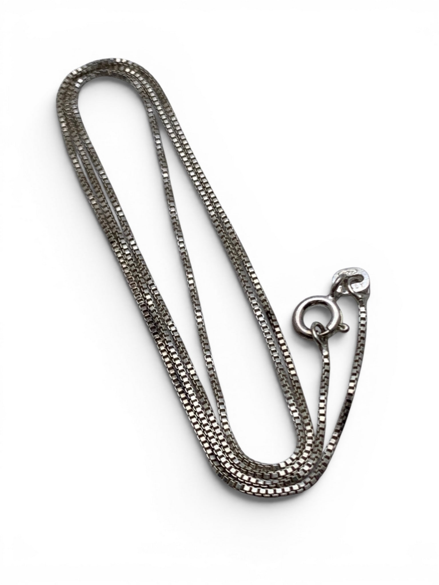 Sterling Silver Italian Box Chain Necklace: Sterling Silver Italian Necklace In A Box Chain Style Marked: 925 Italy - 20" Long - 2.7 Grams