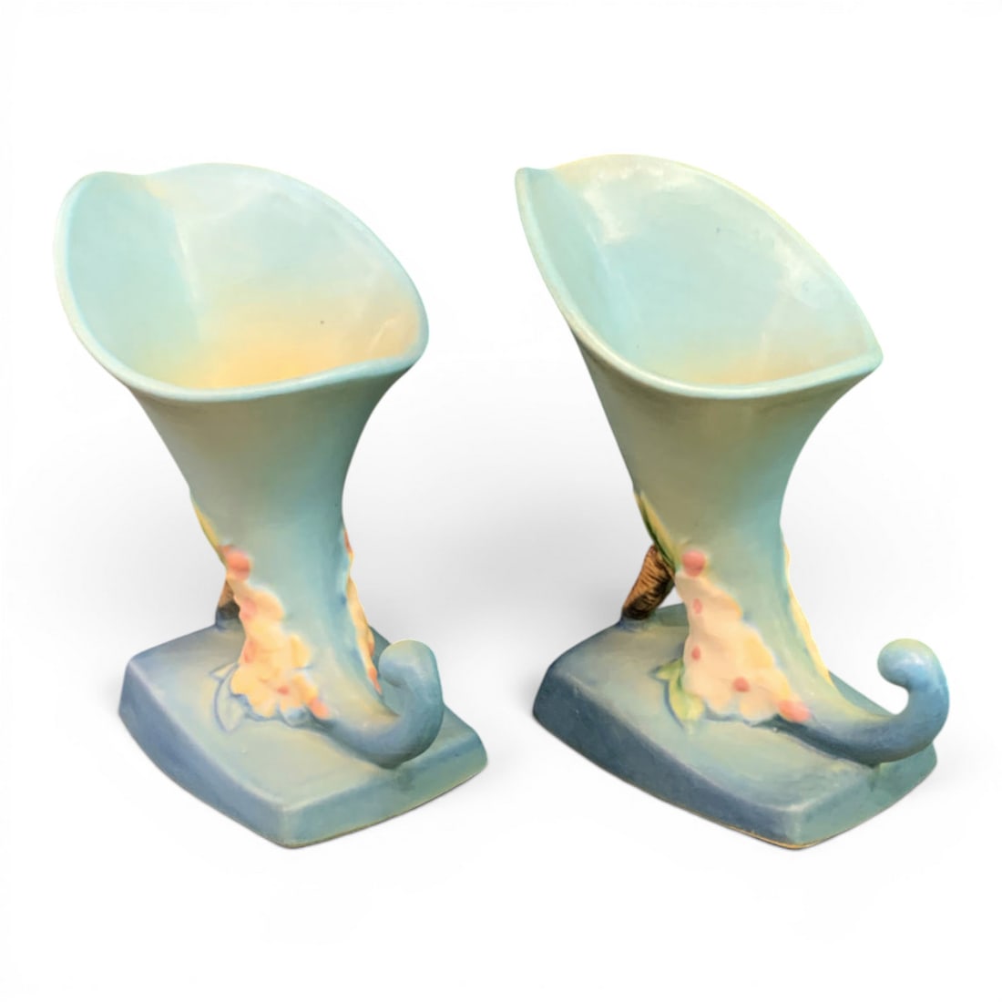 Pair Of Vintage Roseville Cornucopia Vases (1 of 6)