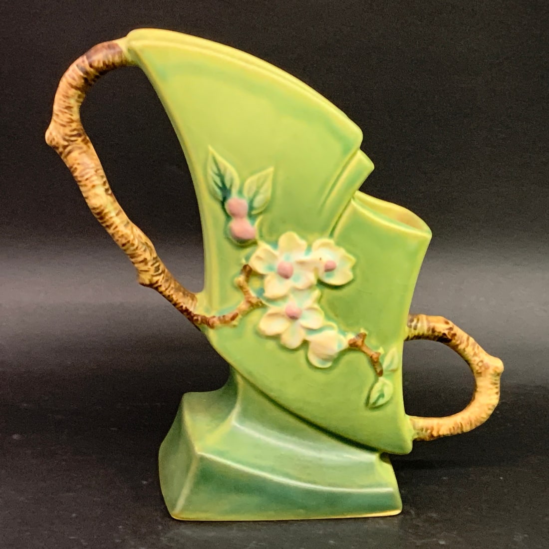 Roseville Pottery Apple Blossom Fan Vase (1 of 10)