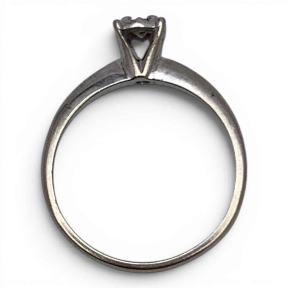 14k White Gold & Solitaire Diamond Ring - 7