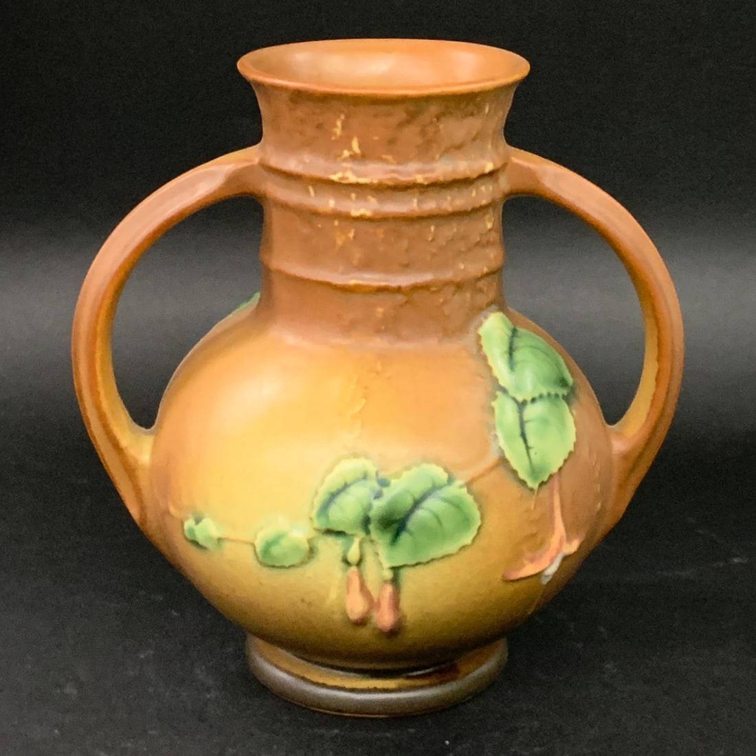 Roseville Pottery Fuchisa Double Handled Vase (1 of 10)