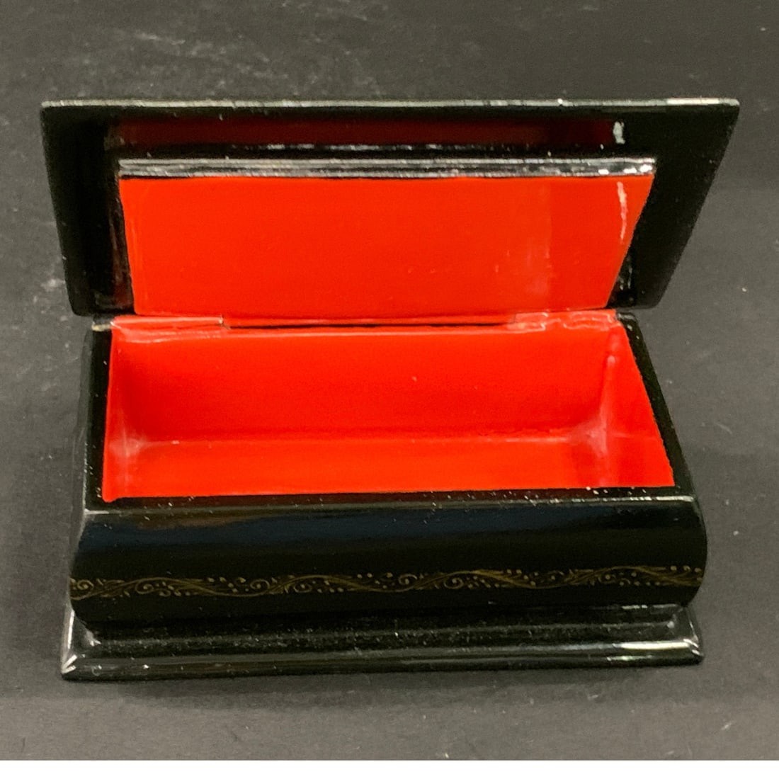 Vintage Russian Black Lacquer Hinged Box - 6