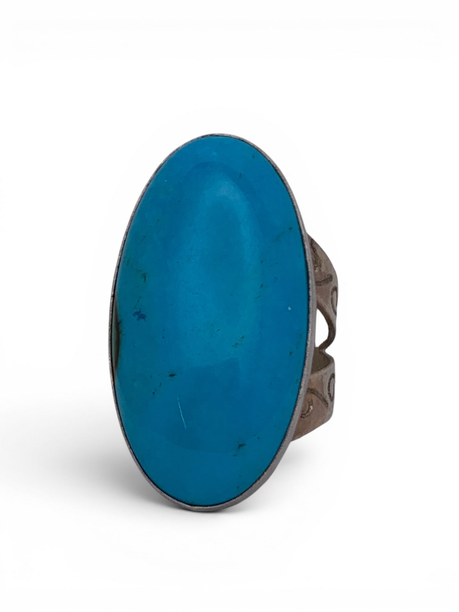 Sterling Silver & Turquoise Ring: Sterling Silver Ring Featuring A Large Blue Turquoise Stone Marked 925 - Size 5.75 - 11.4 Grams