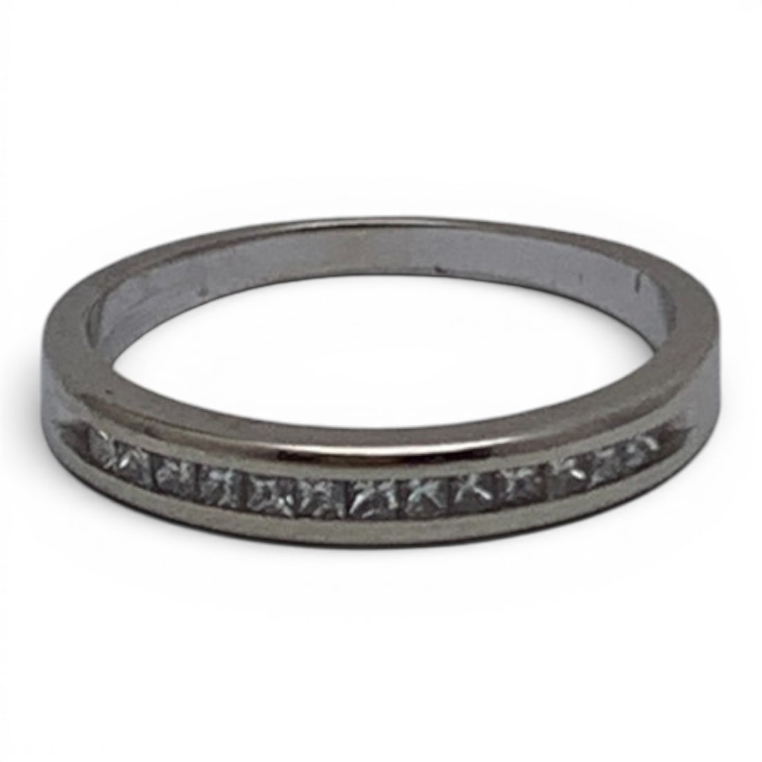 14k White Gold & Diamond Ring: 14k White Gold Ring Featuring 13 Channel Set Princess Cut Diamonds Approx. 0.035Marked: 14k - Size 6 - 1.5 DwtGemstones Tested With Presidium Gem Tester Il - Berners Does Not Guarantee Authenticity
