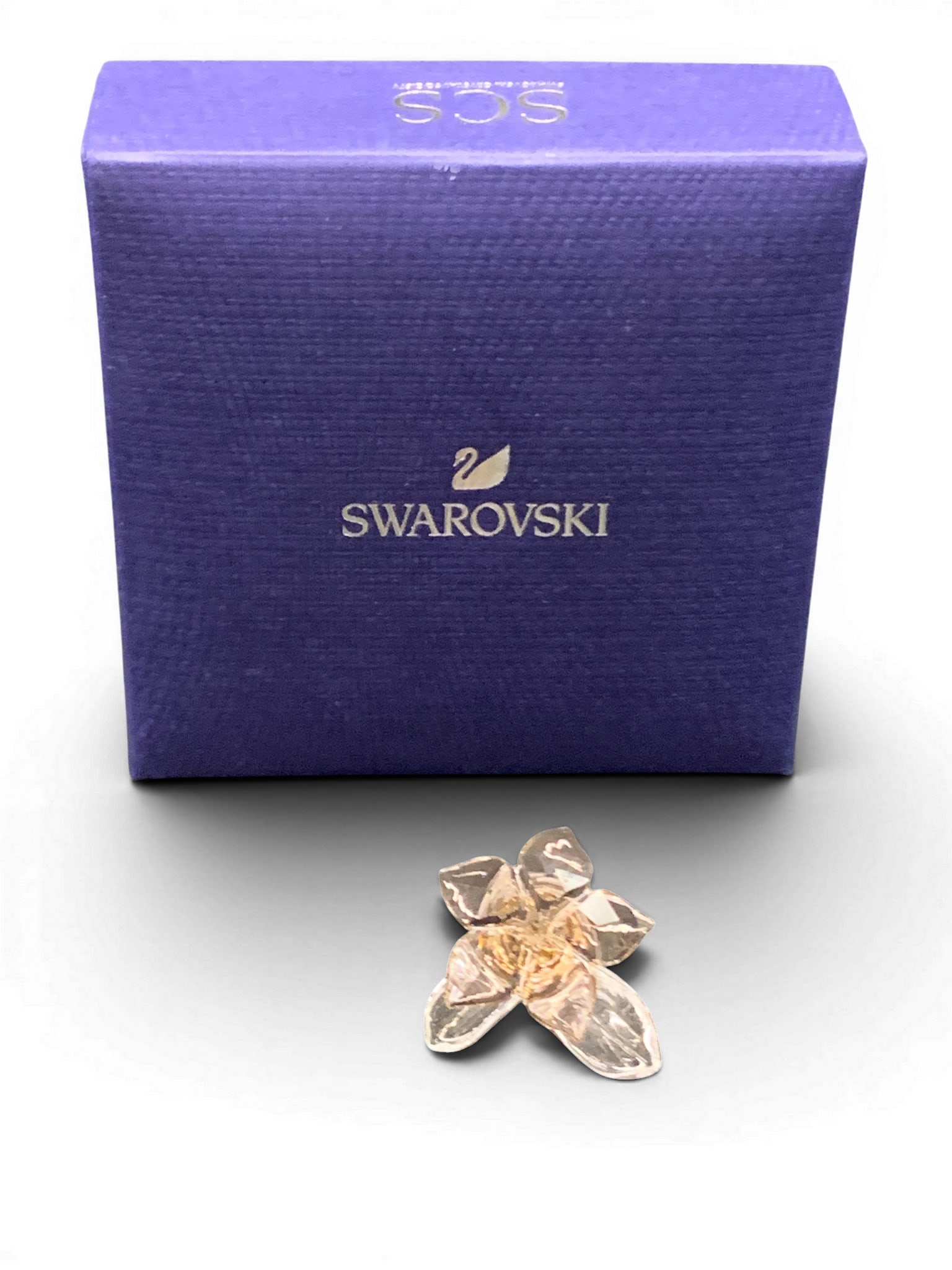 Swarovski Crystal Flower Figurine (1 of 7)