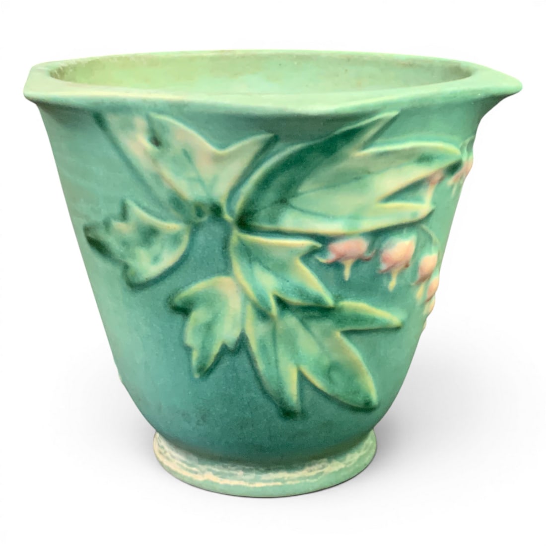 Roseville Pottery Bleeding Heart Vase (1 of 10)