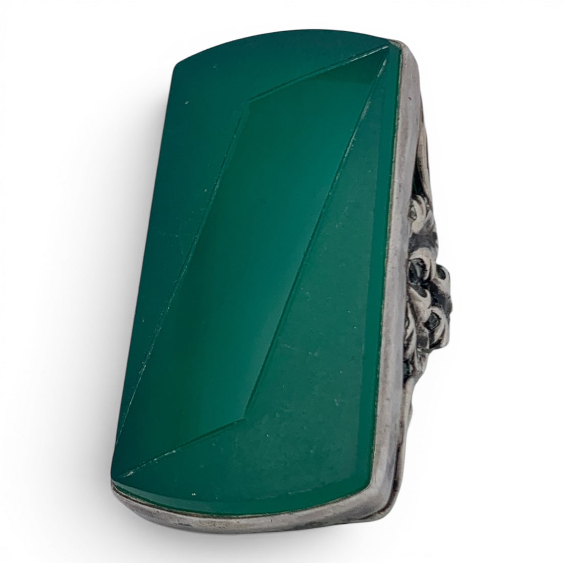 Vintage Silver & Green Stone Ring: Vintage Silver Ring Featuring A Large Green Stone Tests Silver - Size 5 - 15.3 Grams
